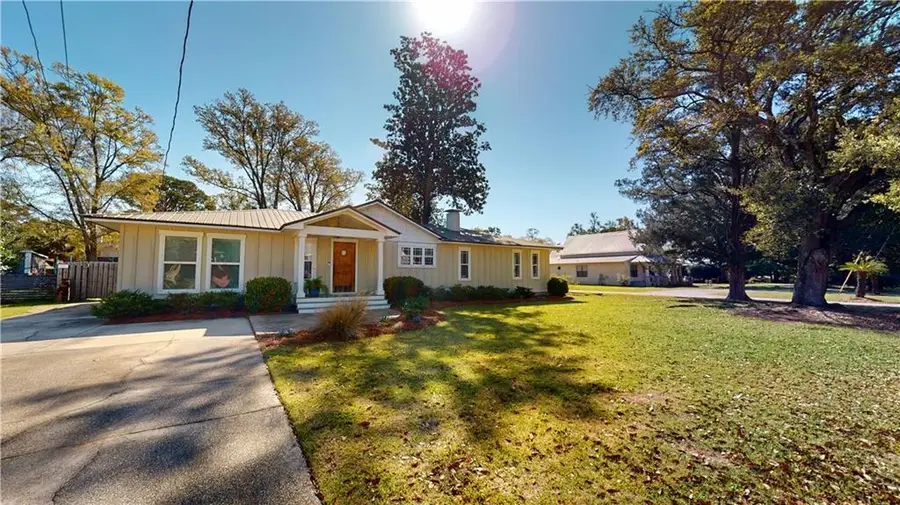252 Ingleside Street N, Fairhope, AL 36532 - #2