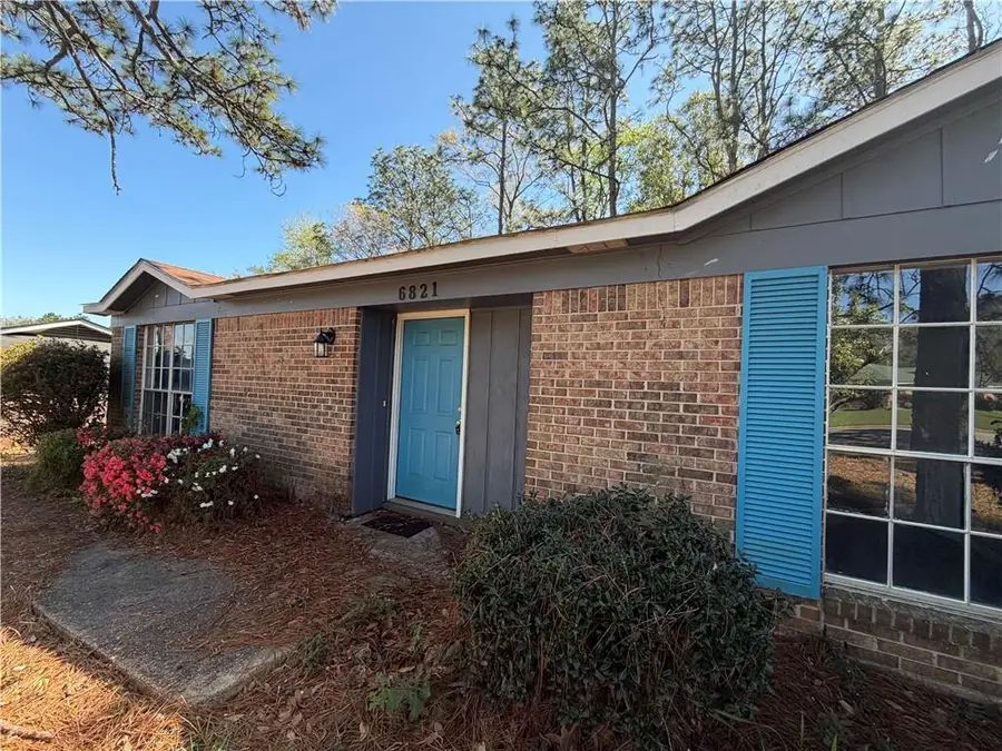 6821 Greenway Drive S, Mobile, AL 36608 - #2