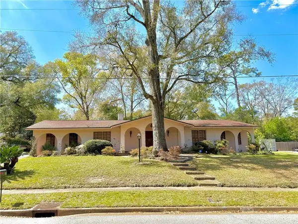 712 Westmoreland Drive W, Mobile, AL 36609