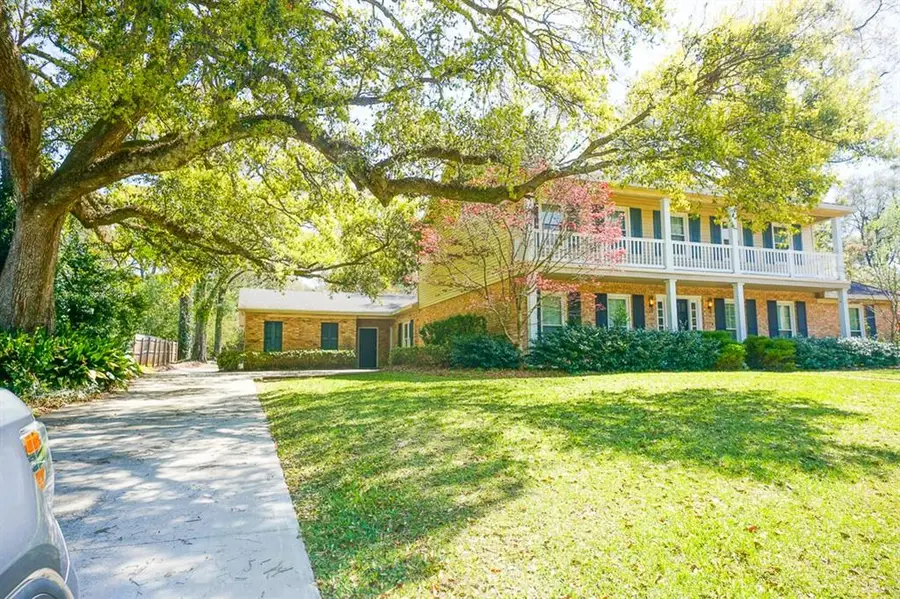 255 Suffolk Road, Mobile, AL 36608 - #3