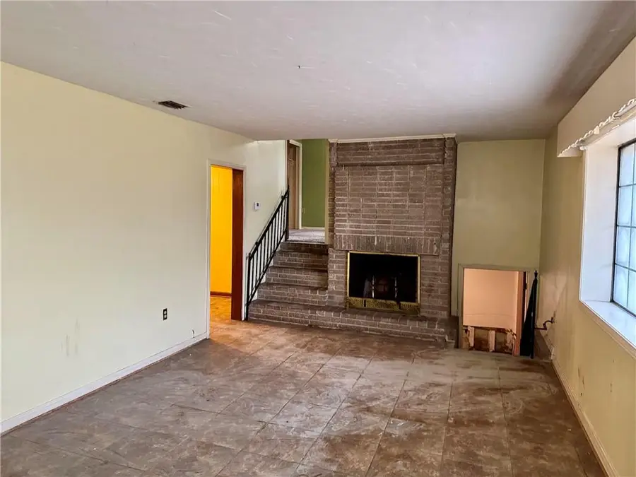 930 Ridgeway Street, Thomasville, AL 36784 - #2