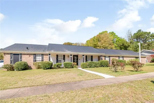 2820 Woodmill Lane, Mobile, AL 36695