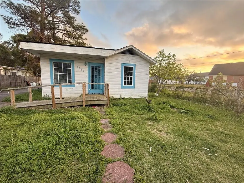 8655 E Alba Street, Bayou La Batre, AL 36509 - #1