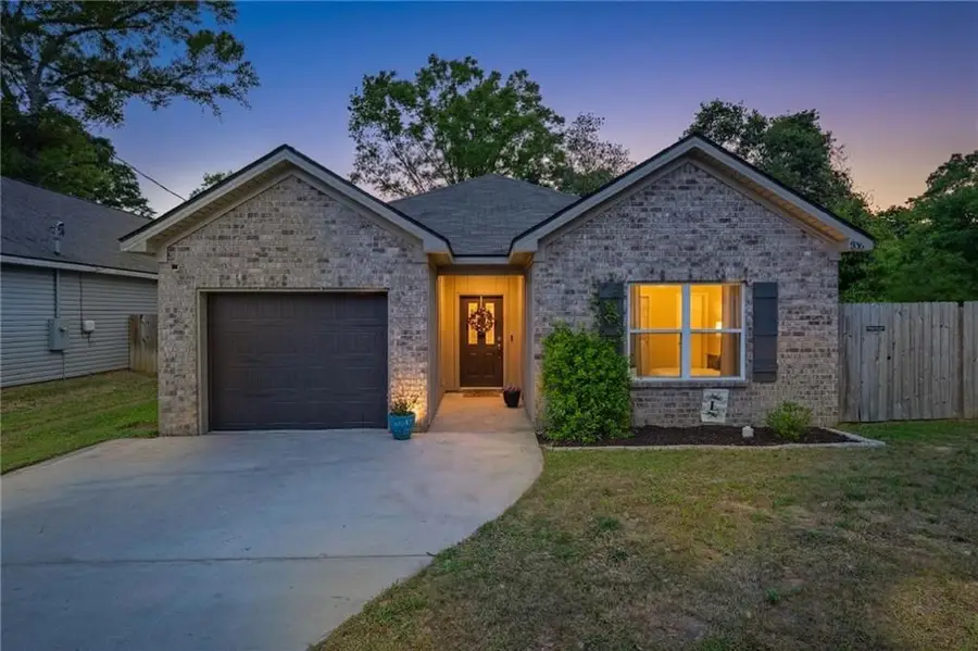 906 Louise Avenue, Mobile, AL 36609 - #2