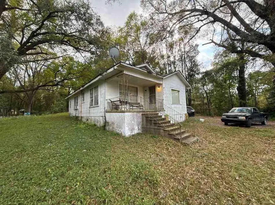 109 Hillside Drive, Chickasaw, AL 36611 - #2