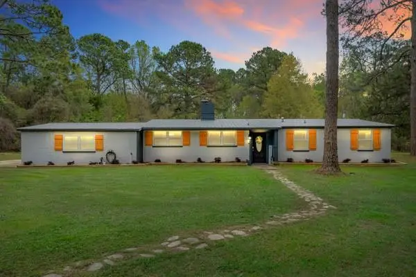 2460 Middle Road, Mobile, AL 36605 - #2