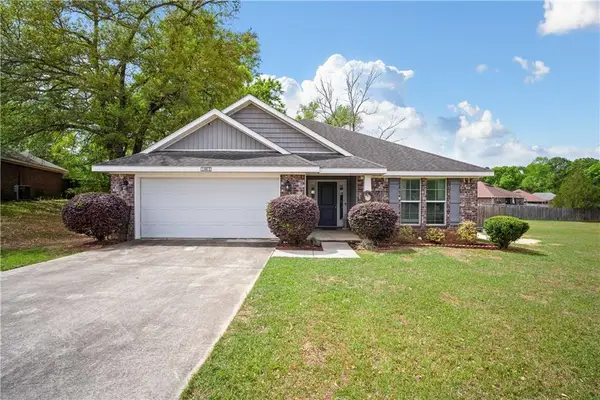 1861 Woodhinge Court, Semmes, AL 36575