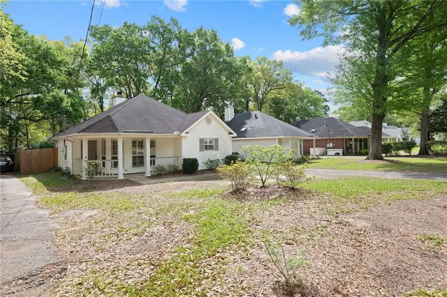 1055 Mcneil Avenue, Mobile, AL 36609 - #3