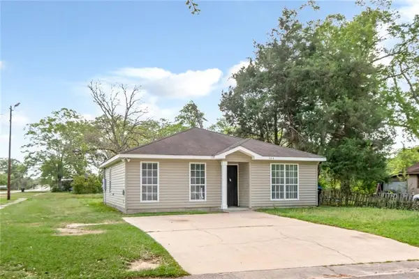 364 3rd Place, Chickasaw, AL 36611