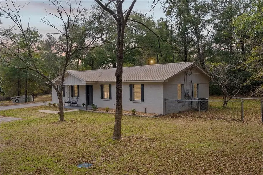 5801 Brooklawn Drive, Eight Mile, AL 36613 - #2