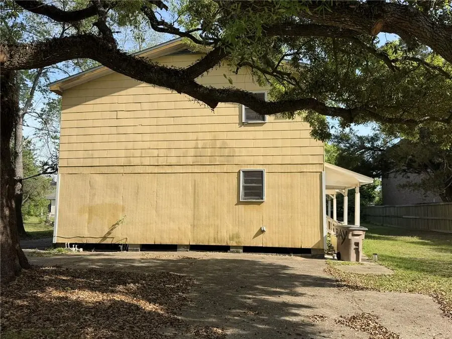 910 Elmira Street, Mobile, AL 36604 - #2