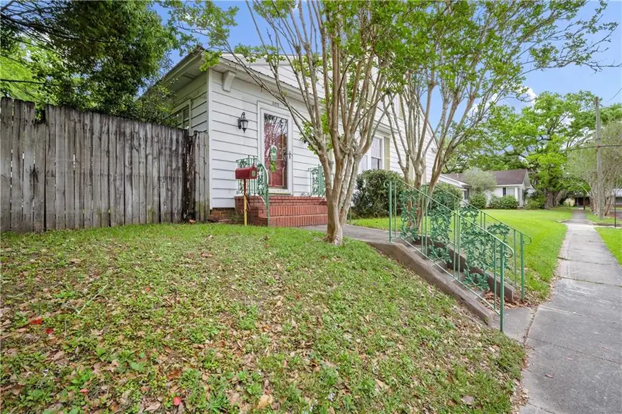 325 5th Street, Chickasaw, AL 36611 - #3