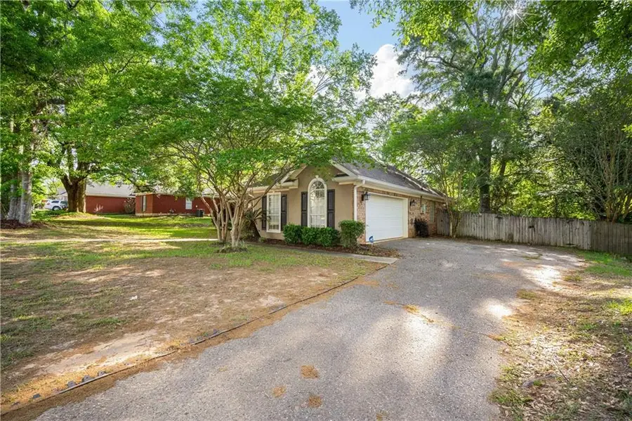 2775 Oakridge West Drive, Mobile, AL 36608 - #3