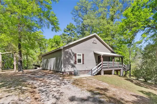 11161 Roberts Road, Chunchula, AL 36521
