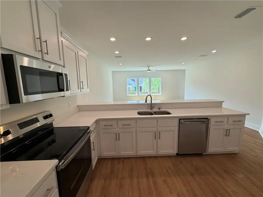 1220 Mcneil Avenue, Mobile, AL 36609 - #2