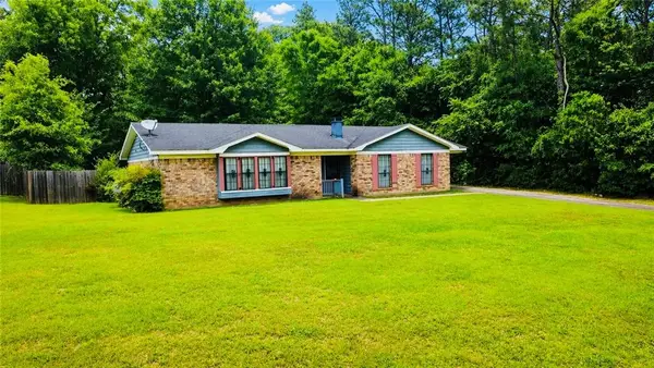 2070 Sky Vista Drive W, Semmes, AL 36575