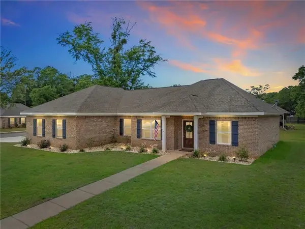 10095 Desiree Court S, Theodore, AL 36582