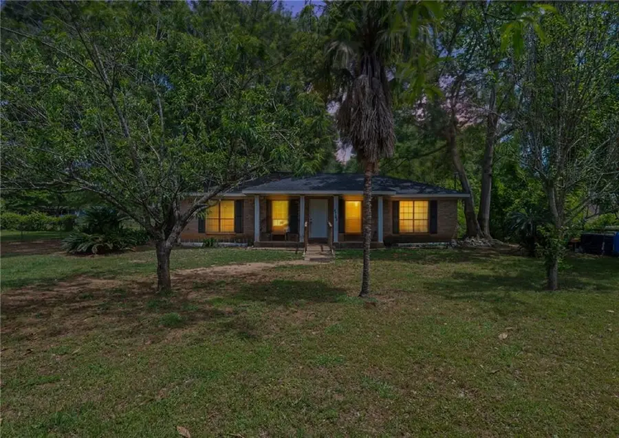 8765 Conquistador Circle W, Grand Bay, AL 36541 - #3