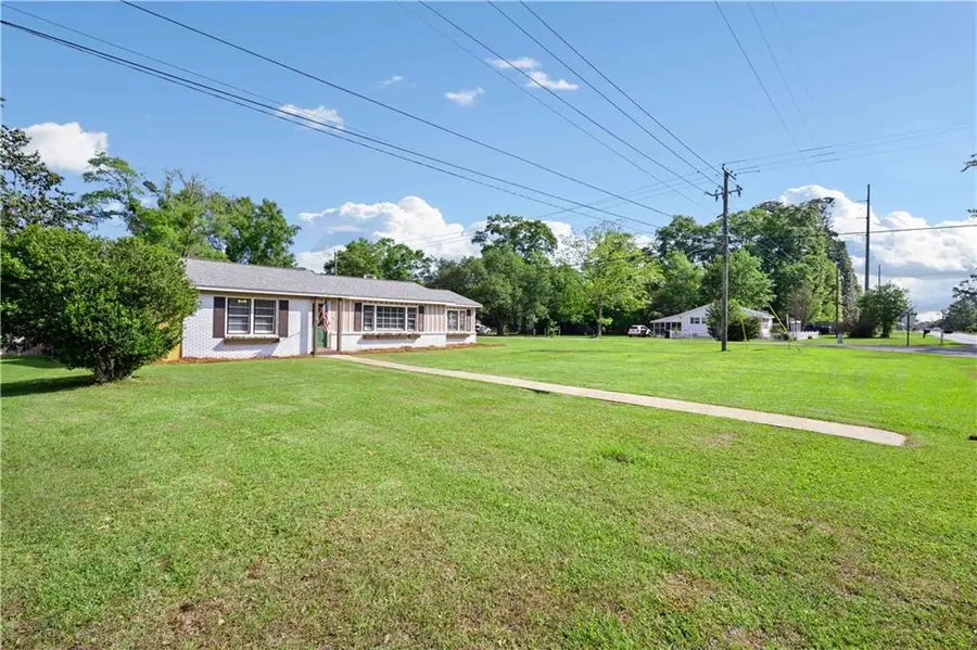 600 W 3rd Street, Bay Minette, AL 36507 - #3