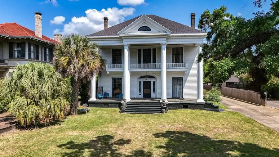 1200 Government Street, Mobile, AL 36604 - #2