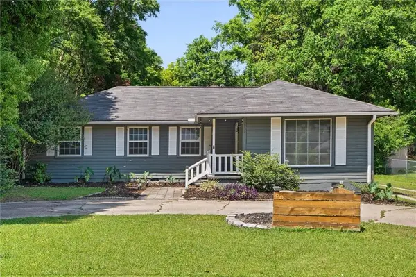 212 Valley Road, Chickasaw, AL 36611