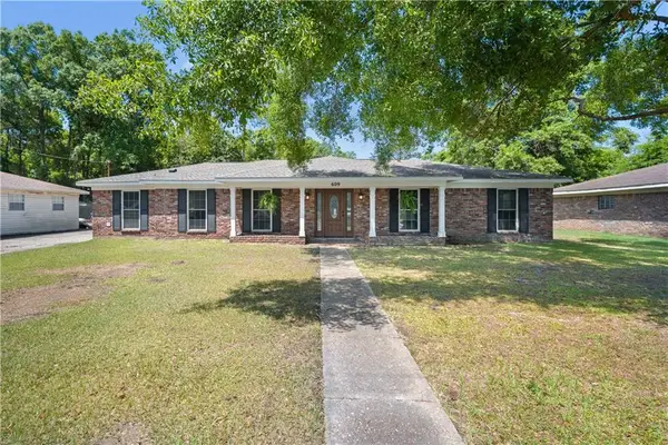 609 Oakmont Street, Saraland, AL 36571