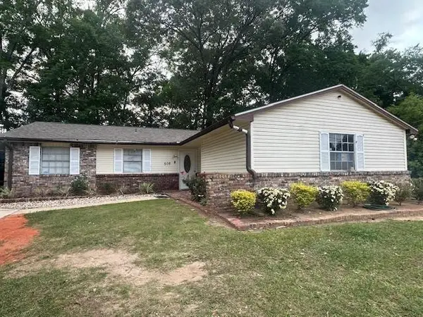 506 Nantucket Circle, Mobile, AL 36609