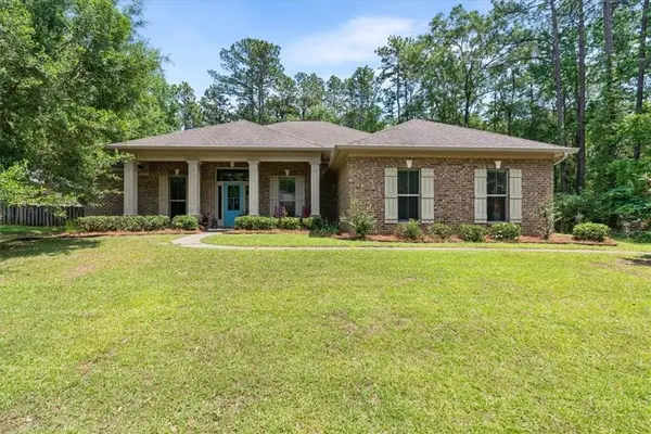 2631 Burlington Drive E, Mobile, AL 36695