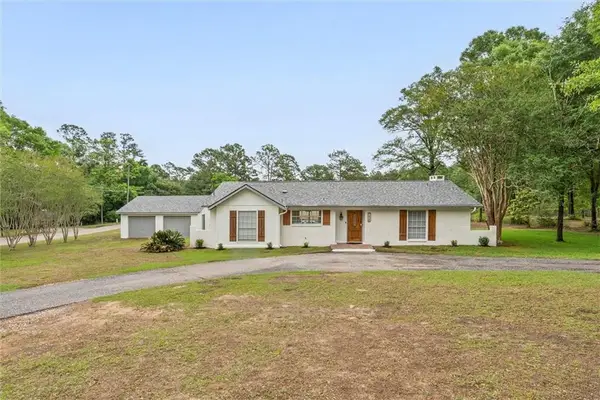 7408 Grissom Drive, Saraland, AL 36571