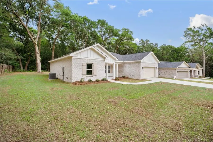 7040 Country Oaks Drive N, Irvington, AL 36544 - #2