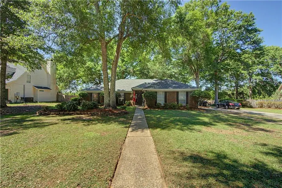 9950 Breckenridge Drive N, Mobile, AL 36608 - #2
