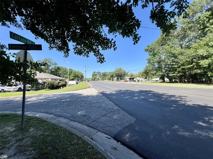 701 Executive Park Drive, Mobile, AL 36606 - #3