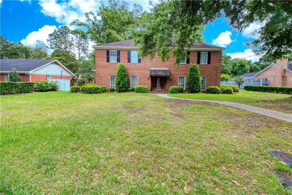3933 Pembrocke Avenue, Mobile, AL 36608 - #1