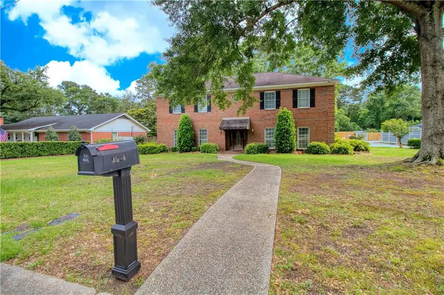 3933 Pembrocke Avenue, Mobile, AL 36608 - #2
