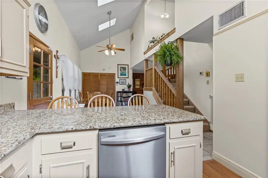 2140 Luckner Court, Mobile, AL 36618 - #3
