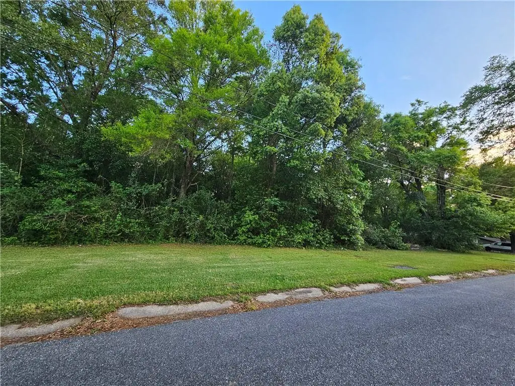 7225 Peachtree Lane, Mobile, AL 36618 - #1