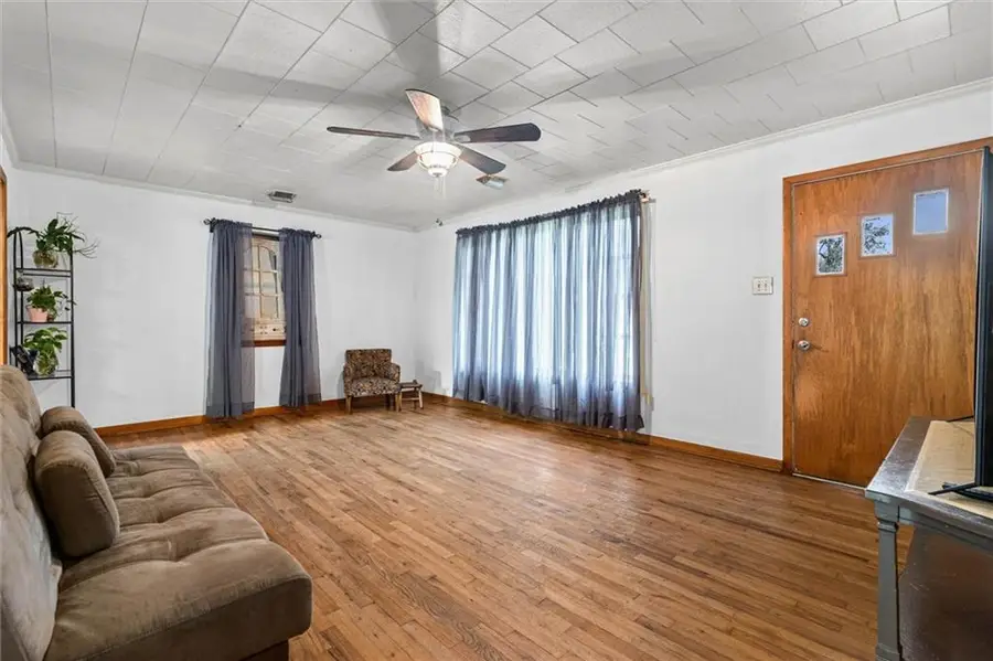 908 Leon Street, Saraland, AL 36571 - #3