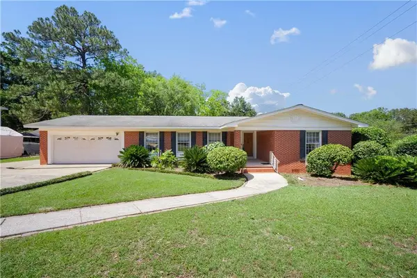 5000 Woodmere Street, Mobile, AL 36693
