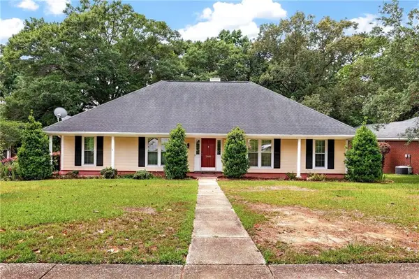 2400 Carrington Drive, Mobile, AL 36695