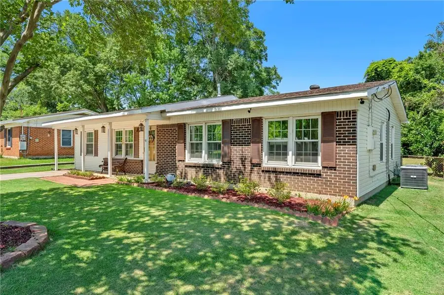 657 Raines Drive, Mobile, AL 36609 - #2