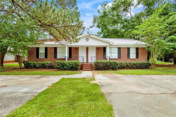 309 Peachtree Avenue, Foley, AL 36535