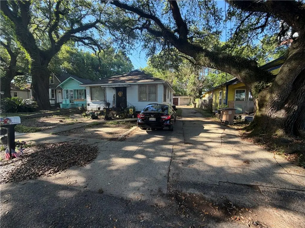 912 Cottrell Street, Mobile, AL 36605 - #1