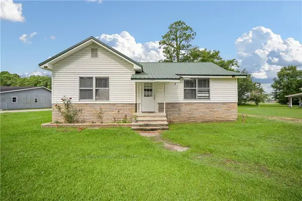 14240 Wintzell Avenue S, Bayou La Batre, AL 36509