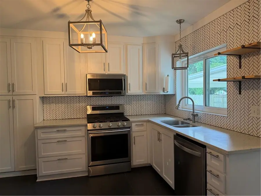 304 Durande Drive, Mobile, AL 36606 - #3