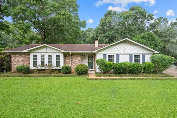 2602 Meadowview Drive, Mobile, AL 36695