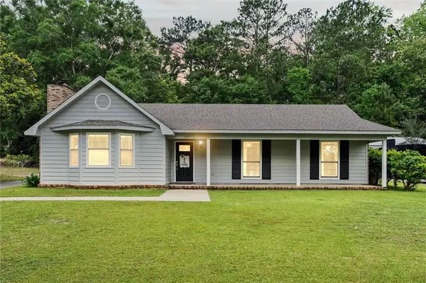 207 Chase Drive, Saraland, AL 36571