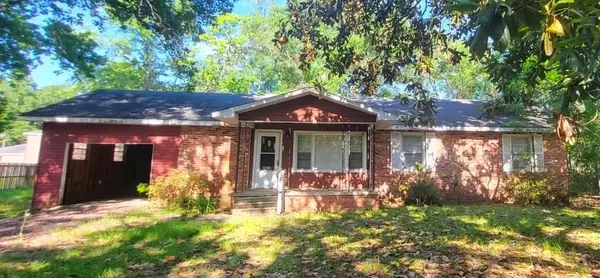 4065 Lloyd Station Road, Mobile, AL 36693