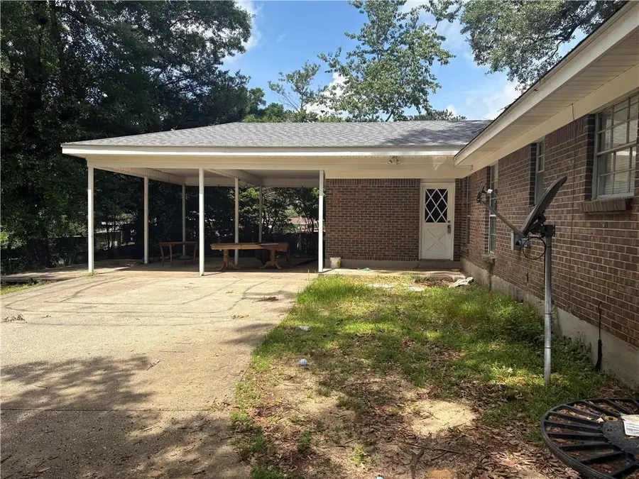 4861 Woodcliff Drive N, Mobile, AL 36693 - #3