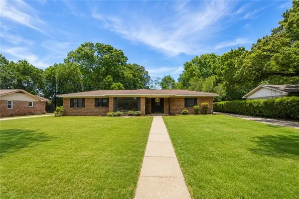 1108 Chalet Drive E, Mobile, AL 36608