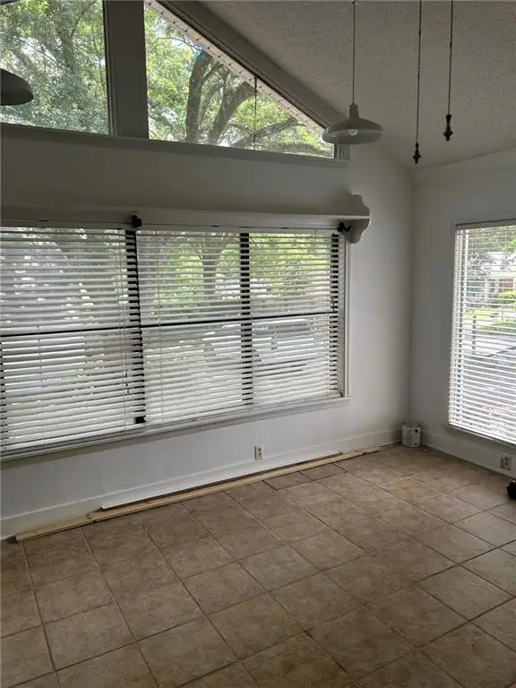 3927 Moffett Road, Mobile, AL 36618 - #2